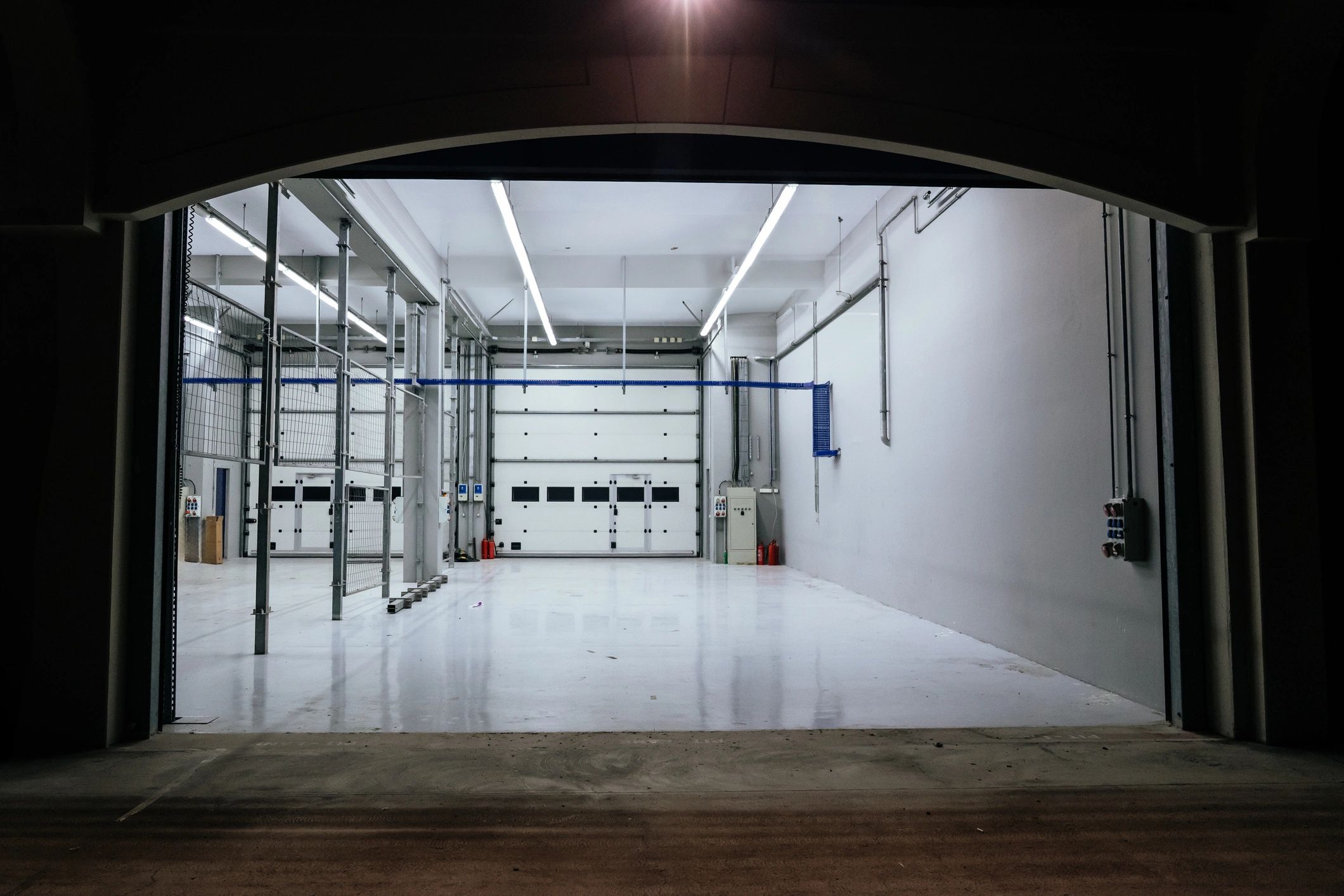 Premium indoor garage for seasonal luxury car storage
